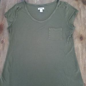 5 for $25...Old Navy tshirt